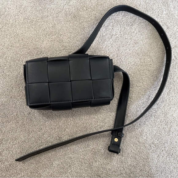 Handbags - Black Woven Belt Bag